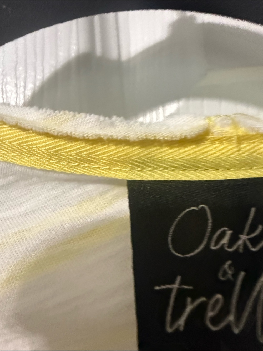 Oak & Trellis NWT 100% Cotton Yellow Stripe Boxy V-Neck Top- L - Picture 7 of 9